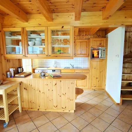 In H R Mence With Sauna Whirlpool Chalet