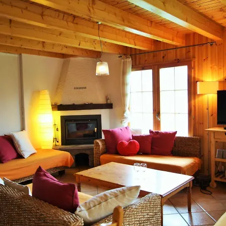 Chalet In H R Mence With Sauna Whirlpool