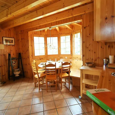 In Rhone Valley Near Lift 木屋 *