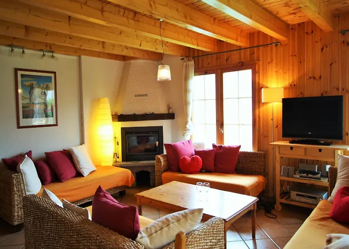 In Rhone Valley Near Lift * 莱斯克伦斯