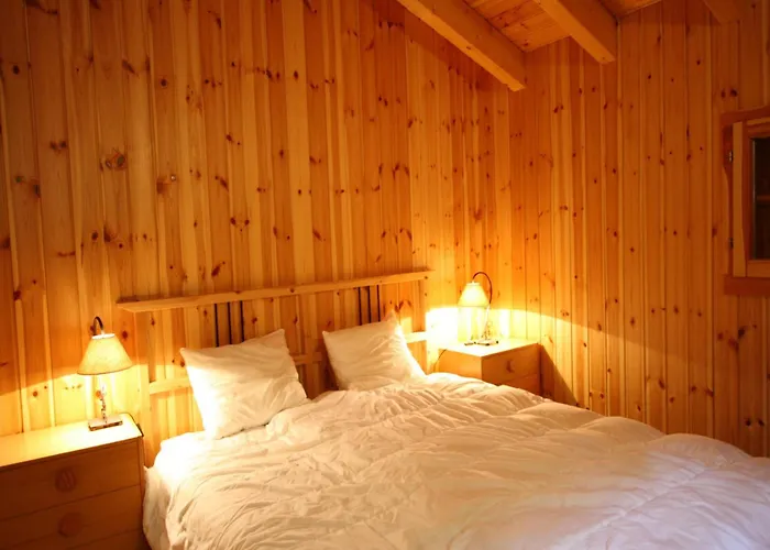 In Rhone Valley Near Lift 木屋